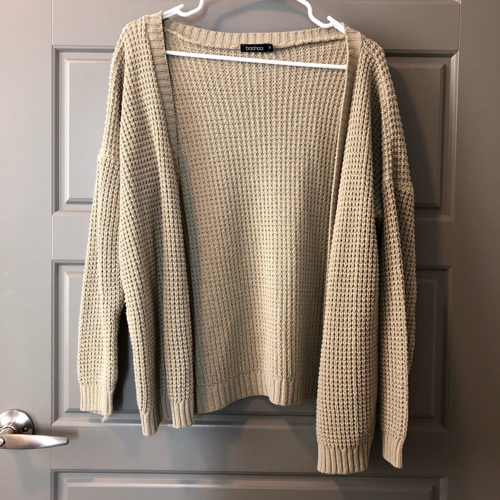 Boohoo Cream/Tan Cardigan